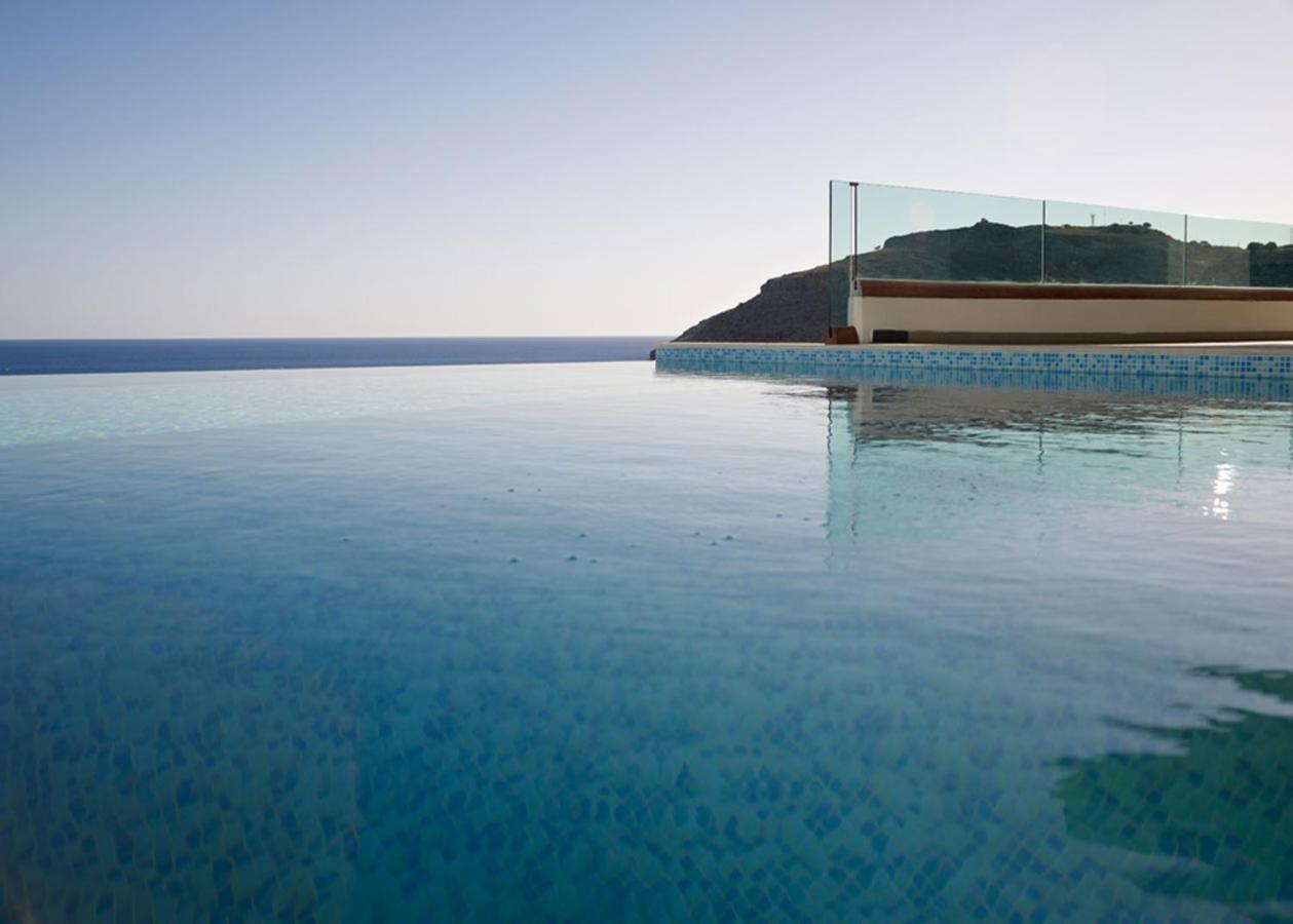 Luxury Villa Verna リンドス エクステリア 写真